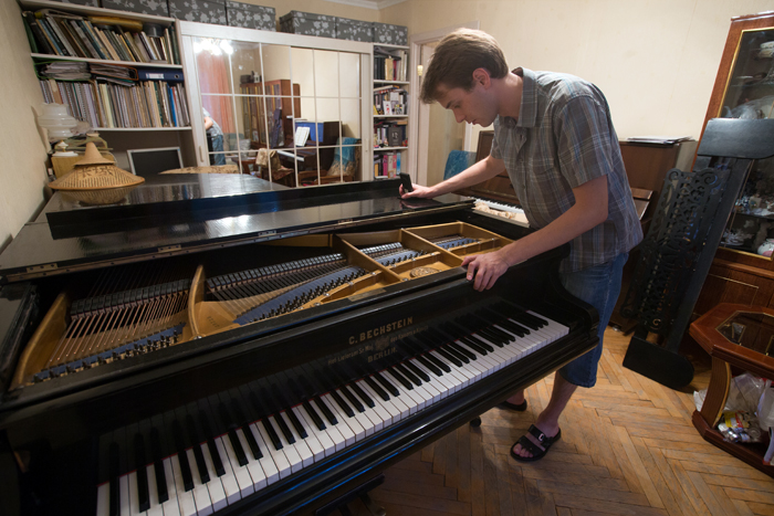 КЛОУН, КОТОРЫЙ ЖИВЕТ В БОЛЬНИЦЕ